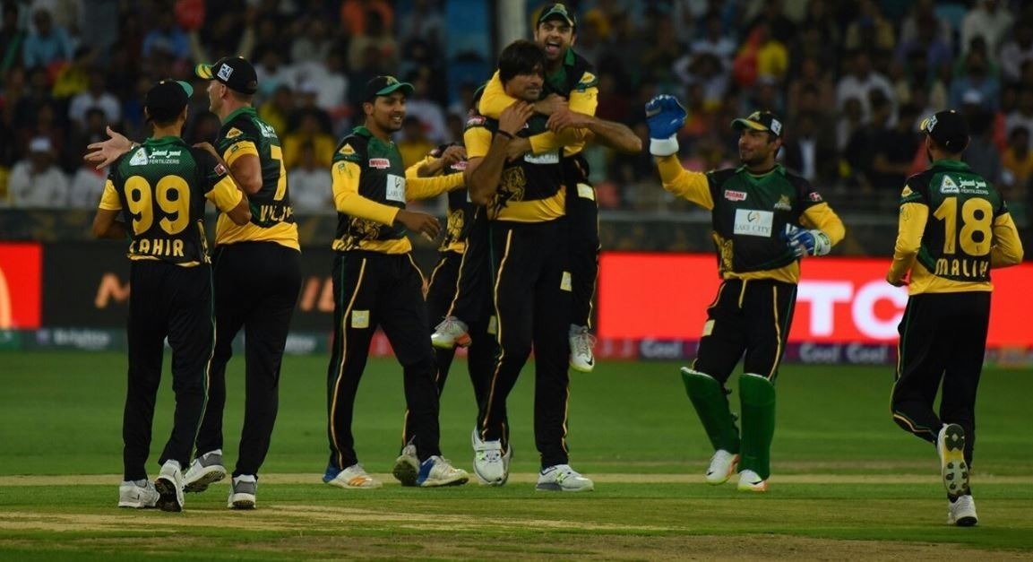 Landslide: Lahore Qalandars go from 132 for 3 to 136 all out, lose by 43 runs  Landslide: Lahore Qalandars go from 132 for 3 to 136 all out, lose by 43 runs