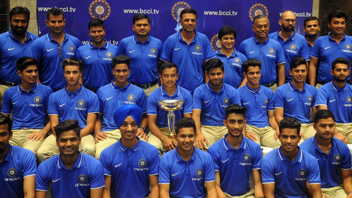 U-19: विश्व कप जीतने के बाद भी कोच द्रविड़ को है ये मलाल U-19: विश्व कप जीतने के बाद भी कोच द्रविड़ को है ये मलाल