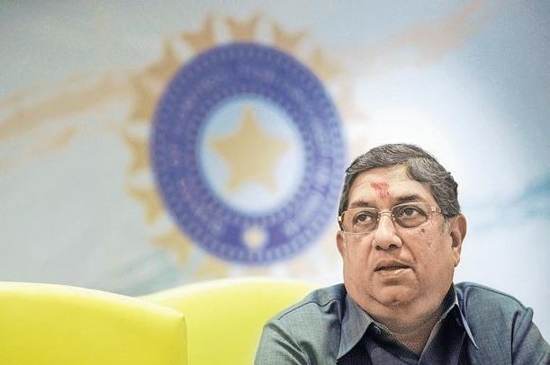 Vengsarkar is lying, says Srinivasan Vengsarkar is lying, says Srinivasan