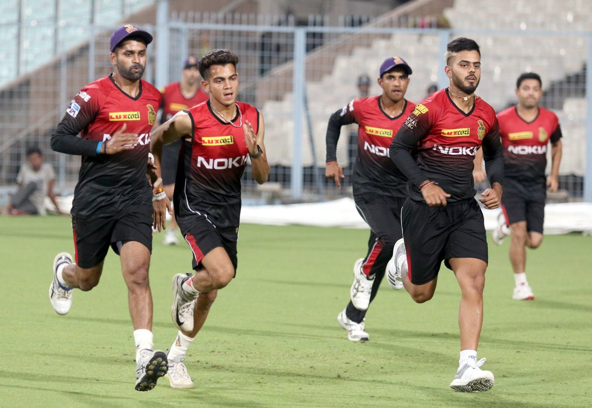 KKR vs RCB: 'कमजोर केकेआर' के सामने आरसीबी की मजबूत चुनौती  KKR vs RCB: 'कमजोर केकेआर' के सामने आरसीबी की मजबूत चुनौती