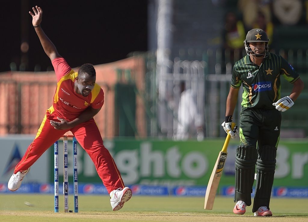 Zimbabwe's Brian Vitori suspended for illegal bowling action Zimbabwe's Brian Vitori suspended for illegal bowling action