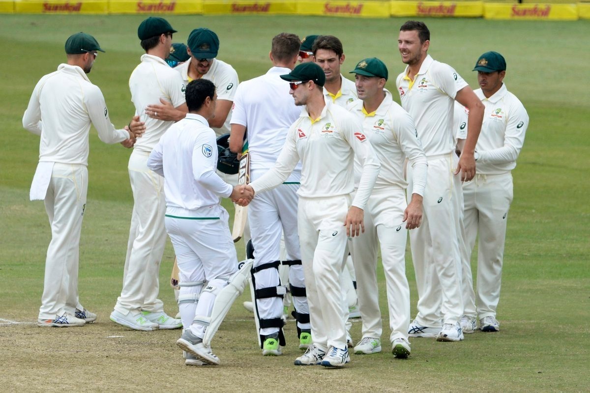 Aussies wrap up first Test as Warner, De Kock bust-up probed Aussies wrap up first Test as Warner, De Kock bust-up probed