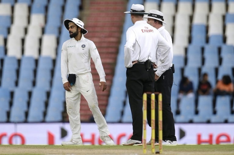 Unhappy with playing conditions, Virat complains to match referee Unhappy with playing conditions, Virat complains to match referee