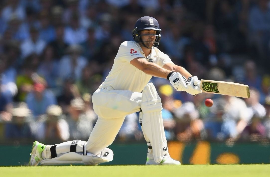 Malan's maiden ton gives momentum to England Malan's maiden ton gives momentum to England